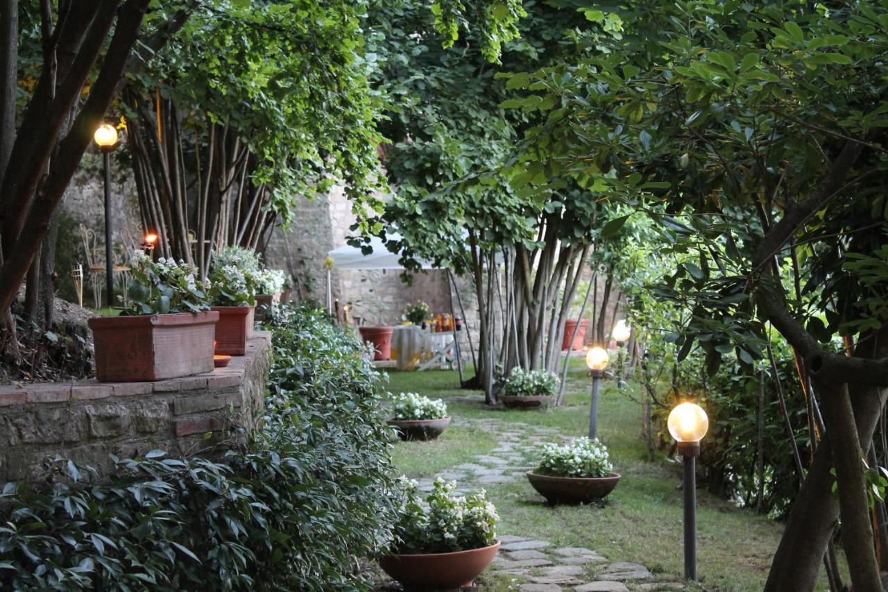 Residenza Le Peonie Apartment Todi Bagian luar foto
